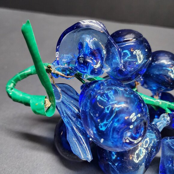 Vintage Handblown Art Glass Grapes Cluster Cobalt Blue with Leaf - Picture 5 of 7